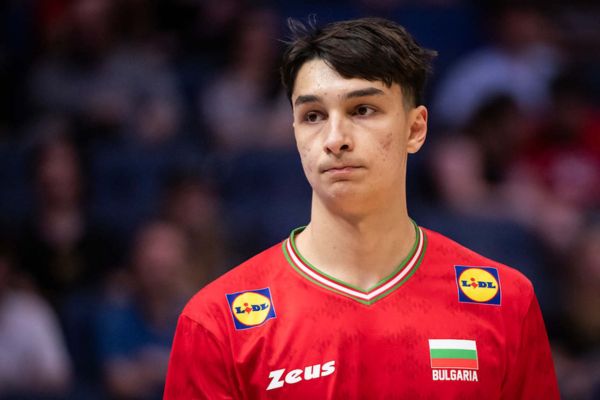 Photo de Simeon Nikolov en Ligue des Nations (volleyballworld)