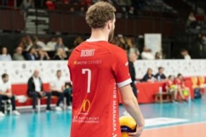 Timo Beriot avec le maillot de Cannes