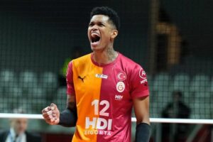 Victor Cardoso avec le maillot du Galatasaray