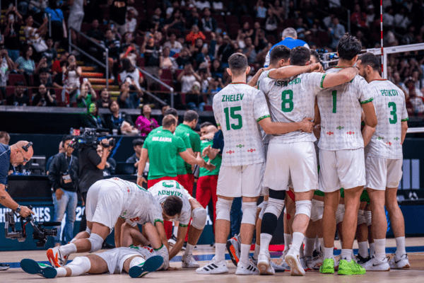 Photos des bulgares, vainqueurs en demi-finale contre la Tchéquie. (Volleyballworld)