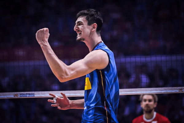 Photo d'Alessandro Michieletto lors de la finale de la Ligue des Nations. (Volleyballworld)