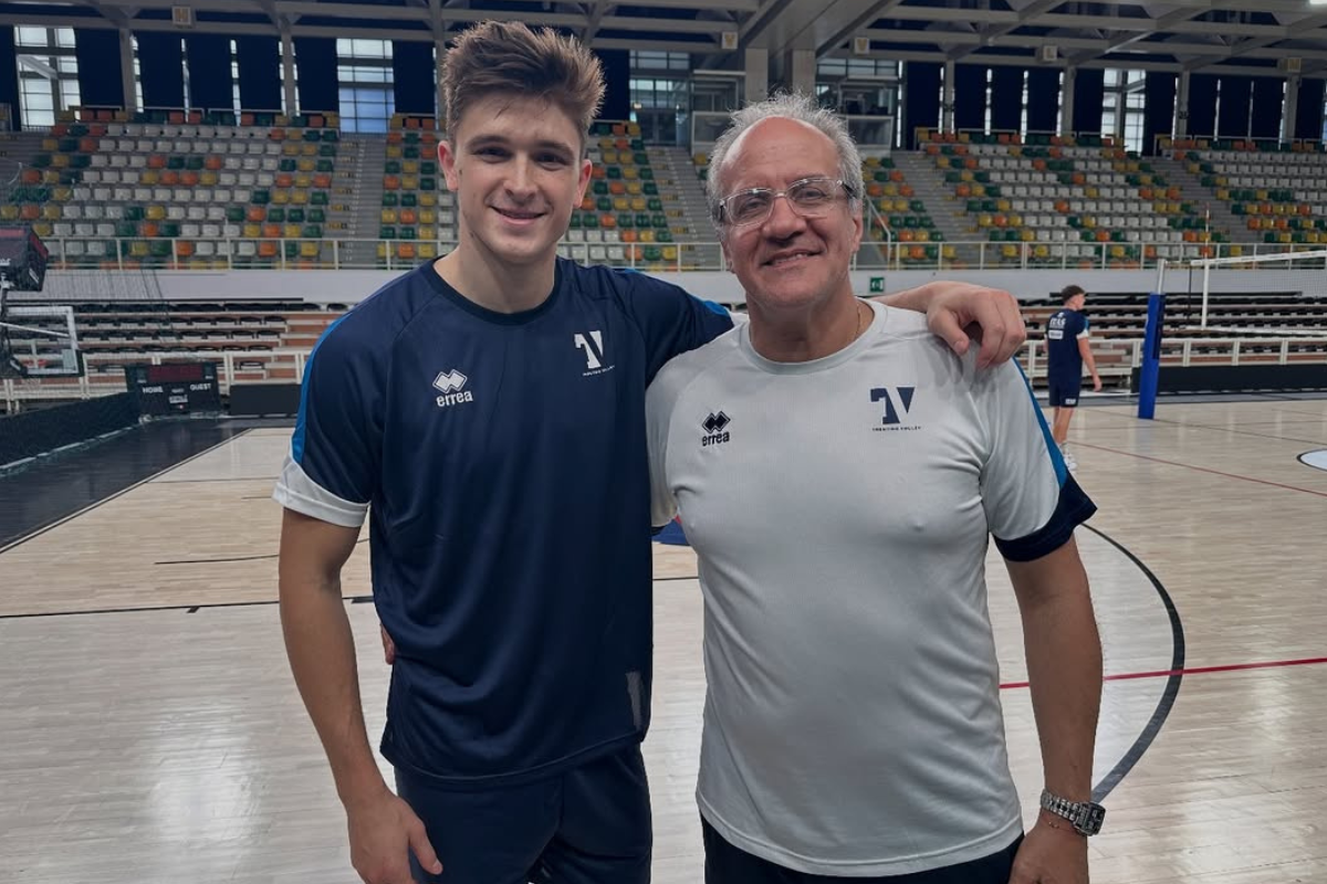Photo de Théo Faure (à gauche) et Marcelo Mendez (à droite). (Volleyballworld)