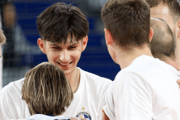 Photos des Parisiens lors d'un match amical contre Chaumont. (Paris Volley / fabi78230)