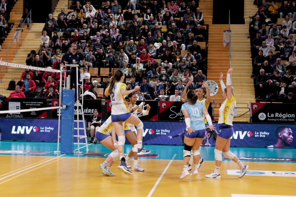 Les joueuses de RC Cannes