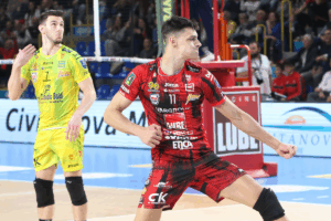 Aleksandar Nikolov exulte après avoir marqué un point. (LegaVolley)