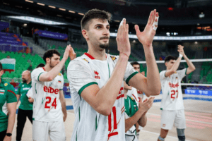 Le capitaine de l’équipe nationale a été retenu parmi les dix meilleurs joueurs du monde en 2025. (Volleyballworld)