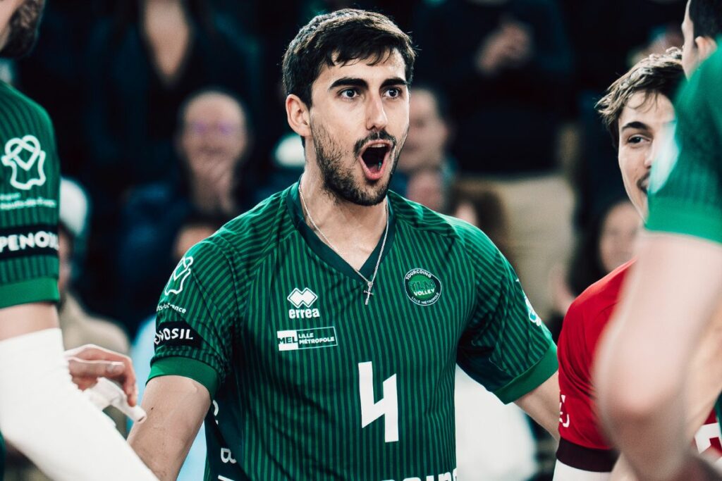 Après avoir été désigné MVP lors du match contre Chaumont, le pointu bulgare du TLM enchaîne en décrochant à nouveau ce titre mardi soir face à Tours. (LNV - Tourcoing)