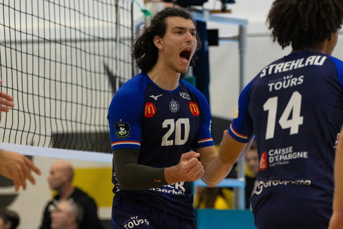 Nik a décroché cette saison son premier trophée en France, la SuperCoupe, sous les couleurs de Tours. (Tours - Hélène Matrat)