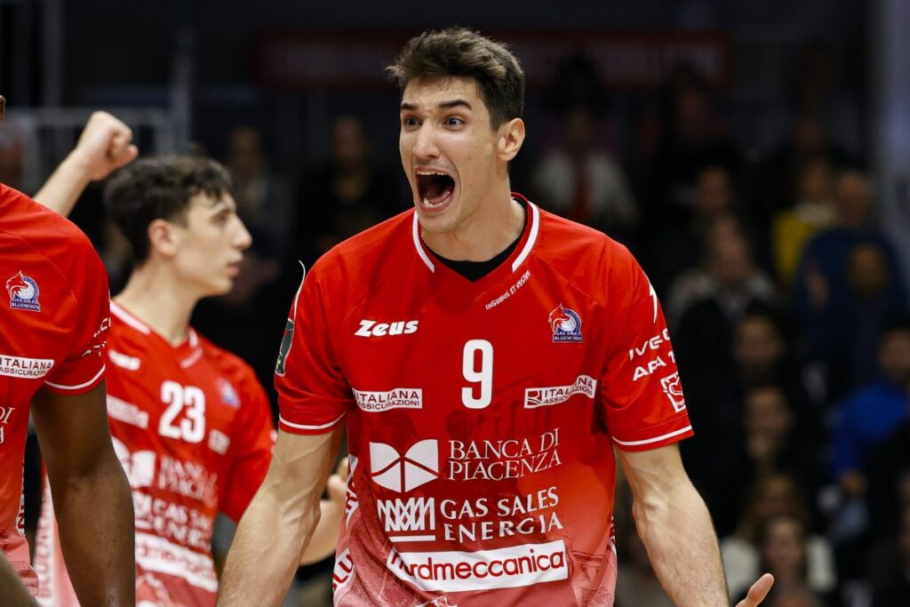 Fenerbahçe cible Efe Mandıracı pour la prochaine saison de la MSL (LegaVolley)