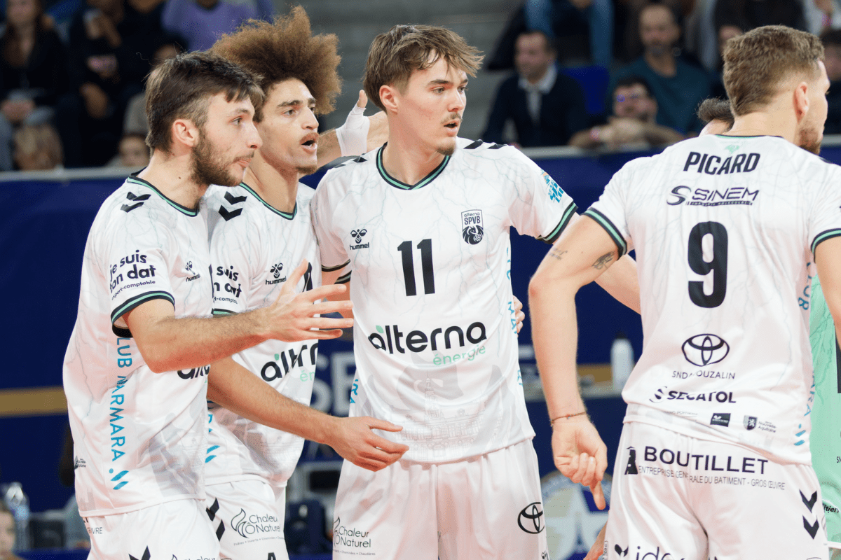 Simon Gill est le deuxième passeur de la MSL ayant marqué le plus de points à son poste, avec un total de 40 points en 12 matchs. (LNV - Paris - Fabi78230)