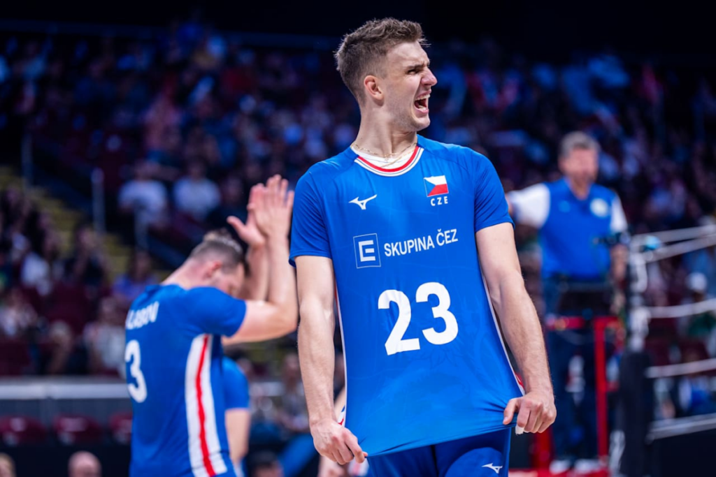 Patrik Indra élu 10e meilleur joueur mondial en 2025 (VolleyballWorld)