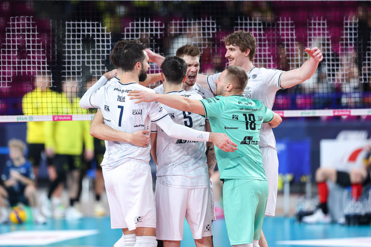 Premier de PlusLiga, Warszawa reçoit ce mardi Lublin, actuel deuxième du championnat. (PlusLiga)