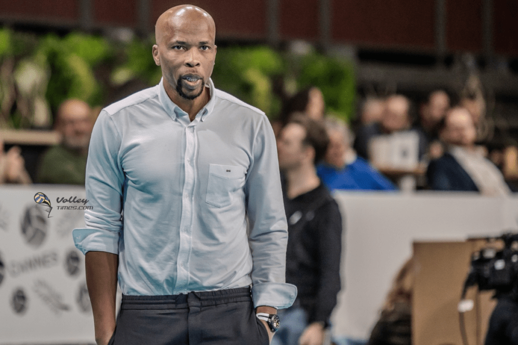La collaboration entre Cannes et l’entraîneur Constant Tchouassi prend fin. (Volleytimes)