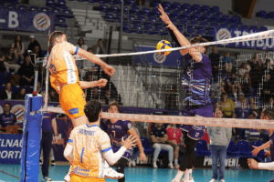 Montpellier peut s’emparer provisoirement de la première place ce soir en cas de succès à Sète. (LNV - Montpellier)