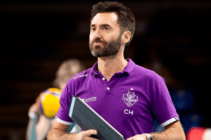 Alors qu’il ne restait plus que cinq matchs à Rzeszów en saison régulière de son championnat, le club a décidé de se séparer de son entraîneur. (Rzeszów)