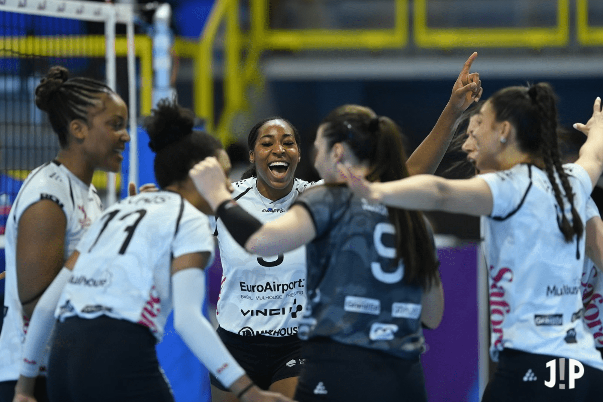 Mulhouse compte six points d’avance sur Vandœuvre, tandis que Cannes conserve cinq longueurs d’avance sur Béziers. (Mulhouse - Jean-Pierre Kieffer)