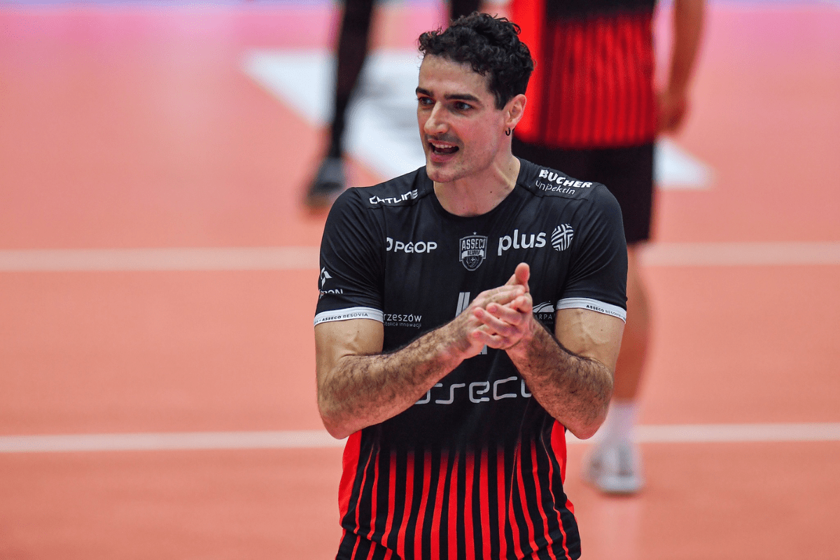 Yacine Louati sous le maillot de Rzeszow.