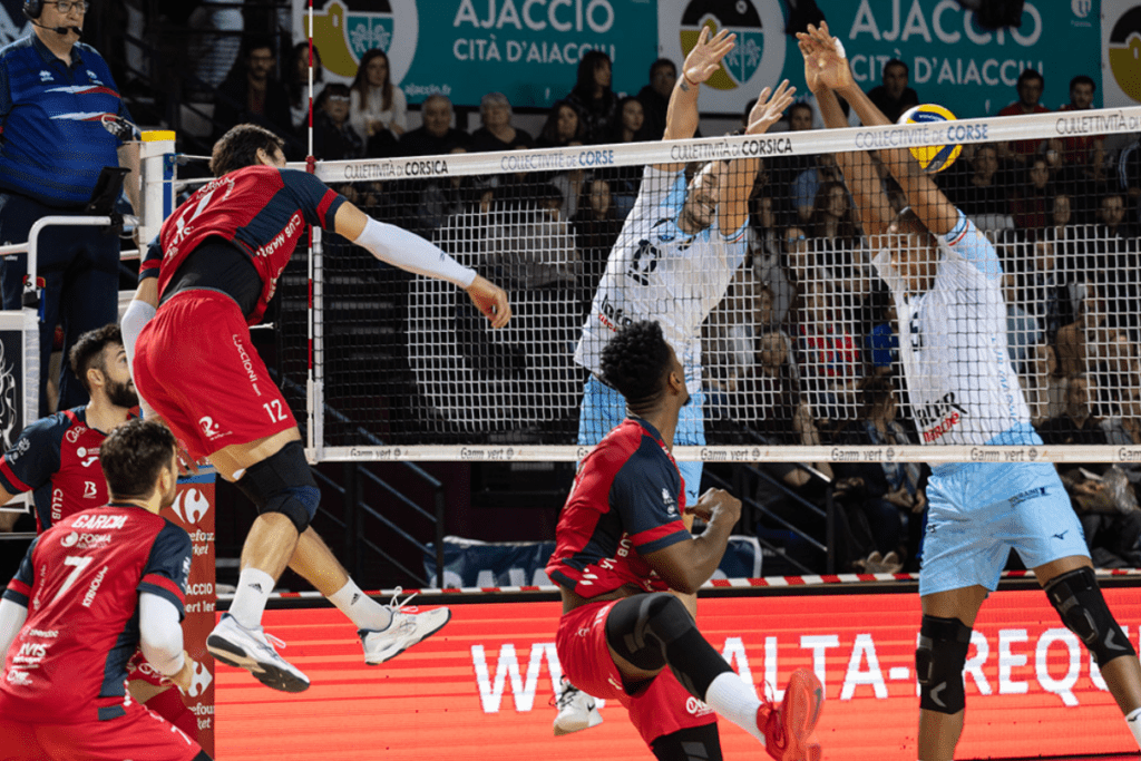 Ajaccio et Saint-Nazaire sont désormais à égalité au classement avec 20 points chacun. (Crédit : Elea Pantalacci)