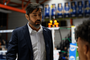 Pedro Uehara ne sera plus l’entraîneur de Saint-Nazaire la saison prochaine. (LNV - Saint-Nazaire)