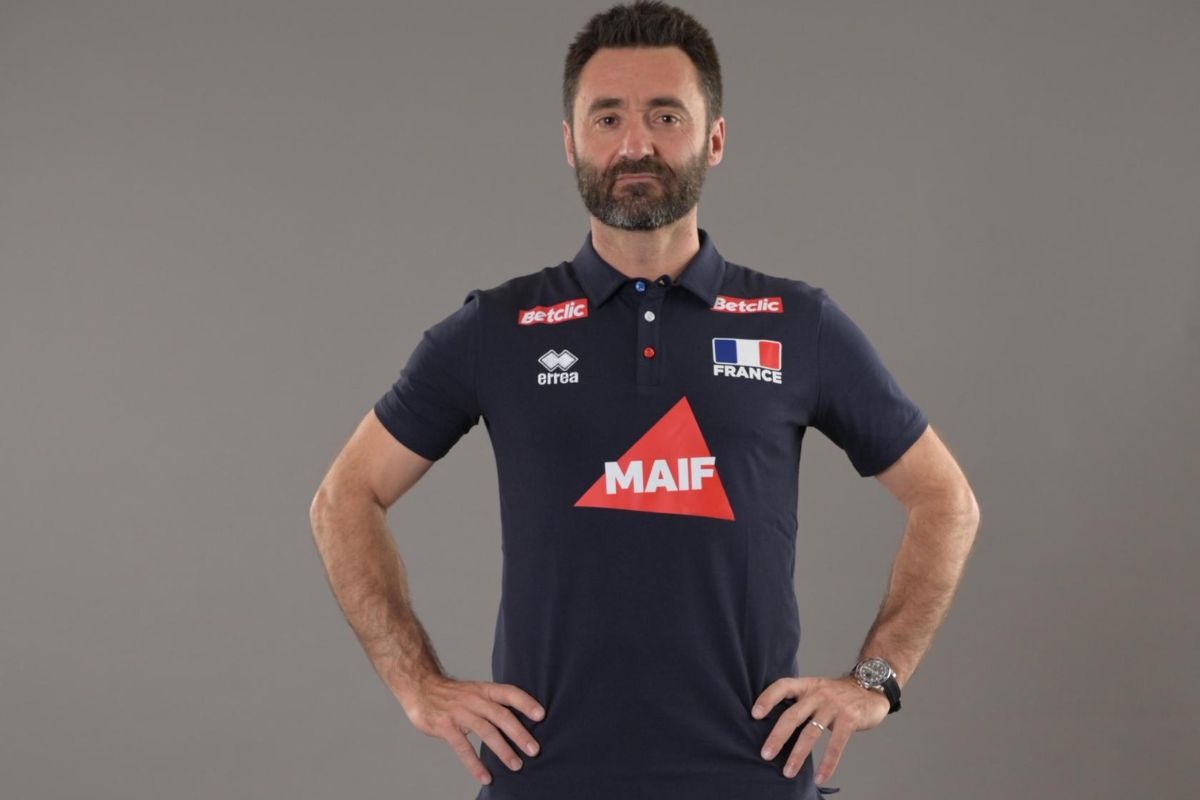 César Hernandez avec son ensemble de la France