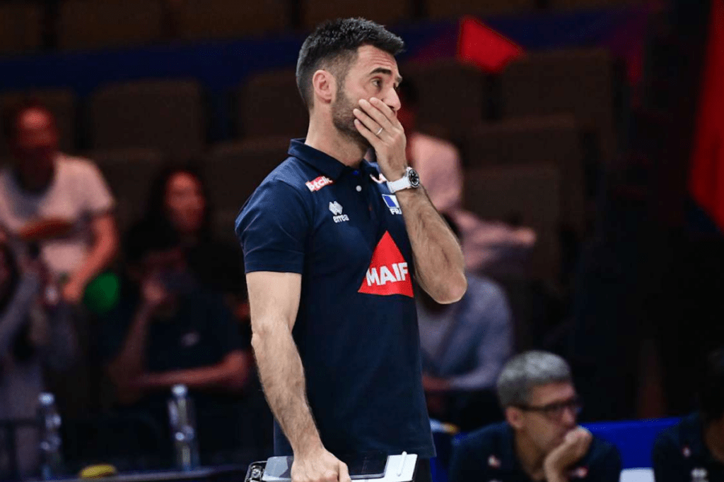 Le sélectionneur de l’Équipe de France César Hernandez retient du positif de ses joueuses