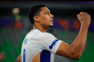 Fabian Plak poursuit sa carrière en PlusLiga. L'ancien central de Chaumont s'est officiellement engagé avec le ZAKSA Kędzierzyn-Koźle.