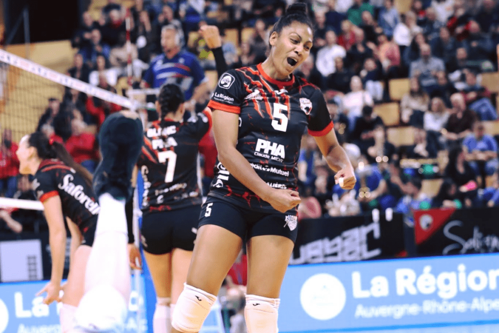 L'internationale française Sabine Haewegene découvrira le championnat roumain la saison prochaine sous les couleurs du CSM Volei Alba Blaj.