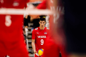 Malgré l’absence de Mandıracı, la Turquie a atteint pour la première fois de son histoire les quarts de finale de la VNL cette année. (Volleyballworld)