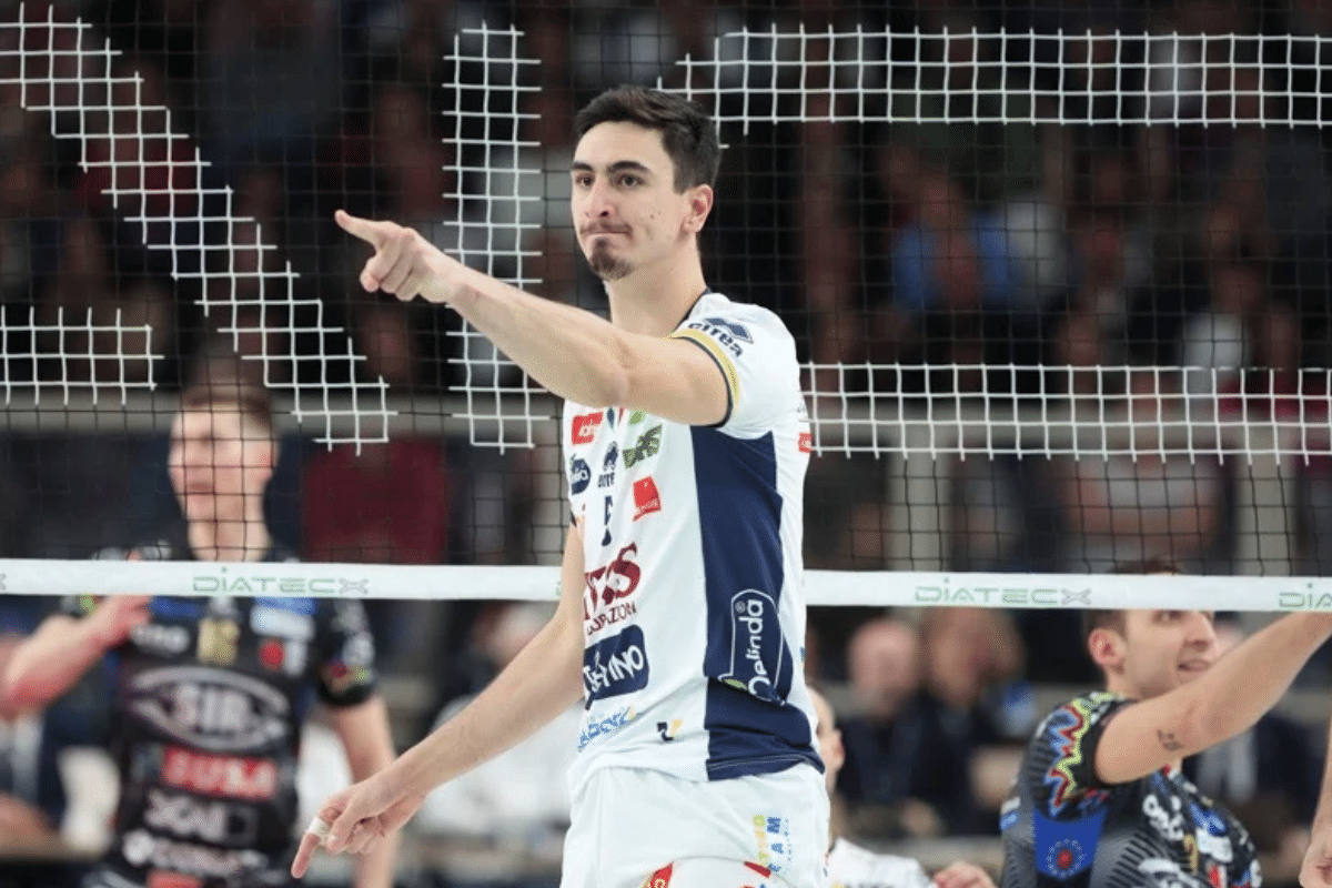 Alessandro Michieletto sous le maillot de Trentino