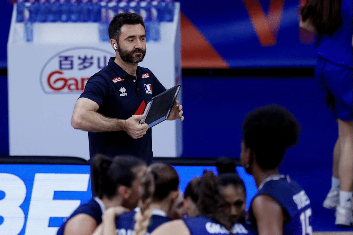 La fédération française se sépare de son entraîneur. (Volleyballworld)
