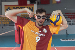 Premier trophée pour Jean Patry en Turquie. (Galatasarau)