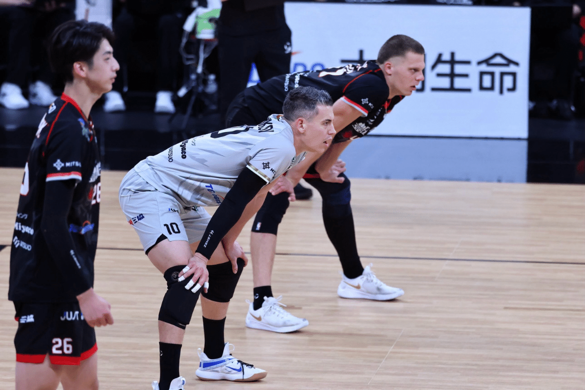 Jenia Grebennikov remporte son tout premier match au Japon. (Nagoya)